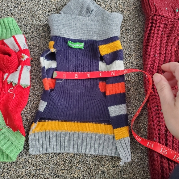 BUNDLE OF SMALL BREED DOG SWEATERS! - Picture 8 of 16